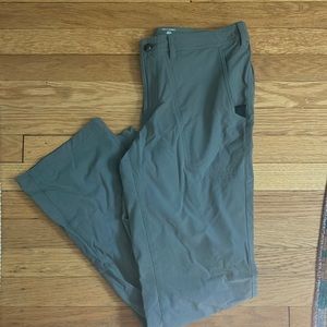 Mens Mountain Hardware M Grey